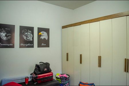Casa à venda com 5 quartos, 35m² em Residencial Recanto do Bosque, Goiânia