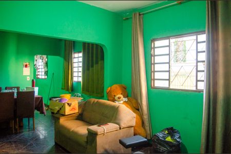 Casa à venda com 5 quartos, 35m² em Residencial Recanto do Bosque, Goiânia