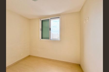 Quarto 1 de apartamento para alugar com 2 quartos, 53m² em Jardim Iris, São Paulo