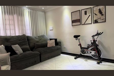 Sala de casa à venda com 2 quartos, 130m² em Vila Lucinda, Santo André