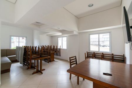 Apartamento para alugar com 54m², 2 quartos e 1 vaga Apartamento para alugar com 54m², 2 quartos e 1 vagaÁrea comum - Salão de festas