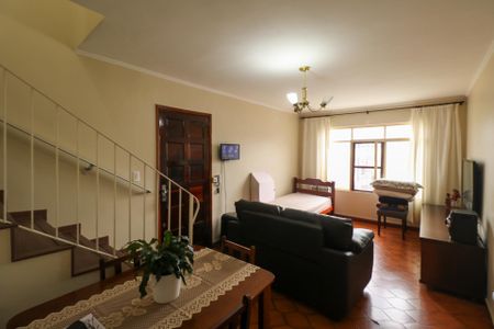 Casa à venda com 2 quartos, 125m² em Jardim Santa Terezinha (pedreira), Diadema