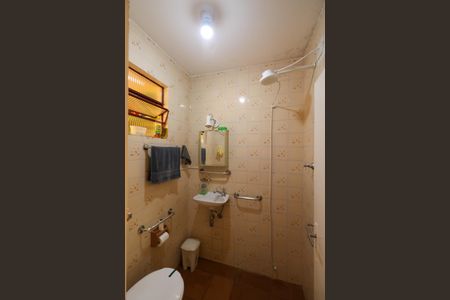 Banheiro de Serviço de casa à venda com 2 quartos, 125m² em Jardim Santa Terezinha (pedreira), Diadema