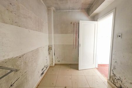 Casa para alugar com 210m², 3 quartos e 4 vagas Casa para alugar com 210m², 3 quartos e 4 vagasQuarto de serviço