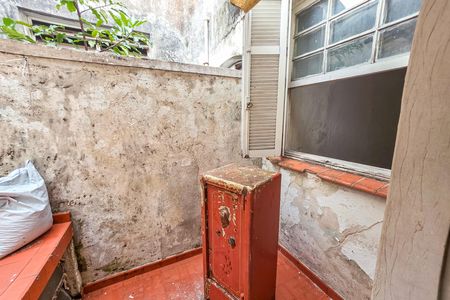 Casa para alugar com 210m², 3 quartos e 4 vagas Casa para alugar com 210m², 3 quartos e 4 vagasVaranda do banheiro