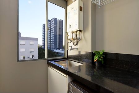 Área de Serviço de apartamento para alugar com 3 quartos, 51m² em Mário Quintana, Porto Alegre