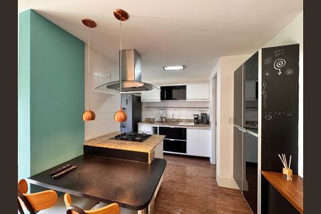 Apartamento para alugar com 71m², 1 quarto e 1 vagaCozinha e Área de Serviço
