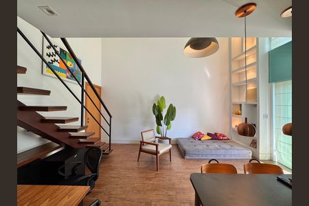 Sala de apartamento para alugar com 1 quarto, 71m² em Barra da Tijuca, Rio de Janeiro