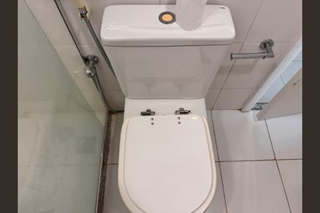 Banheiro Social de apartamento para alugar com 1 quarto, 71m² em Barra da Tijuca, Rio de Janeiro