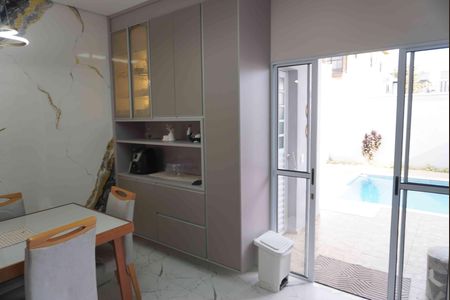 Detalhe Sala de Jantar de casa para alugar com 2 quartos, 150m² em Villas do Jaguari, Santana de Parnaíba