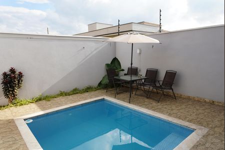 Casa para alugar com 150m², 2 quartos e 2 vagasPiscina
