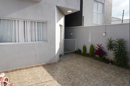 Garagem de casa para alugar com 2 quartos, 150m² em Villas do Jaguari, Santana de Parnaíba