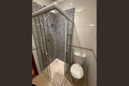 Casa de condomínio à venda com 110m², 3 quartos e 2 vagas Casa de condomínio à venda com 110m², 3 quartos e 2 vagasBanheiro