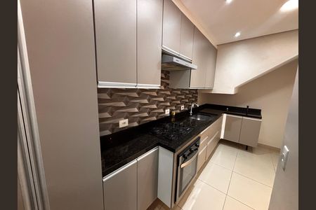 Casa de condomínio à venda com 110m², 3 quartos e 2 vagas Casa de condomínio à venda com 110m², 3 quartos e 2 vagasCozinha