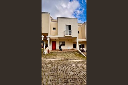 Casa de condomínio à venda com 110m², 3 quartos e 2 vagas Casa de condomínio à venda com 110m², 3 quartos e 2 vagasFachada
