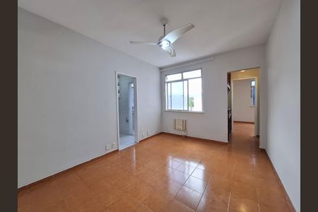 Apartamento para alugar com 38m², 1 quarto e 1 vaga Apartamento para alugar com 38m², 1 quarto e 1 vagaSala