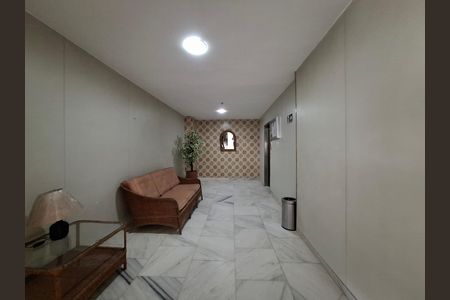 Hall de entrada  de apartamento para alugar com 1 quarto, 38m² em Santa Teresa, Rio de Janeiro