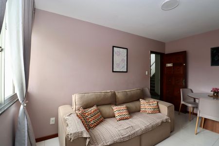 Apartamento para alugar com 59m², 2 quartos e 1 vaga Apartamento para alugar com 59m², 2 quartos e 1 vagaSala