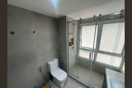 Apartamento à venda com 173m², 3 quartos e 3 vagas Apartamento à venda com 173m², 3 quartos e 3 vagasBanheiro