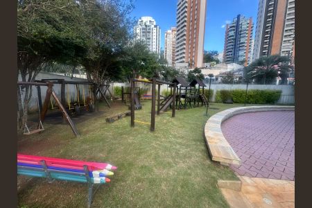 Apartamento à venda com 173m², 3 quartos e 3 vagas Apartamento à venda com 173m², 3 quartos e 3 vagasÁrea externa