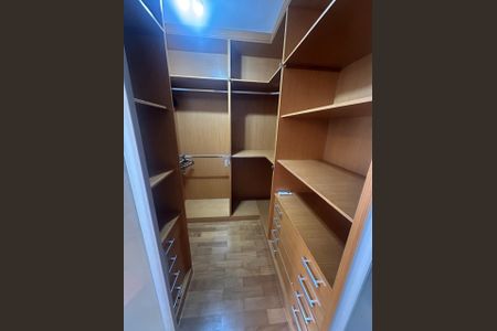 Apartamento à venda com 173m², 3 quartos e 3 vagas Apartamento à venda com 173m², 3 quartos e 3 vagasQuarto