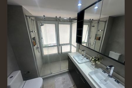 Apartamento à venda com 173m², 3 quartos e 3 vagas Apartamento à venda com 173m², 3 quartos e 3 vagasBanheiro
