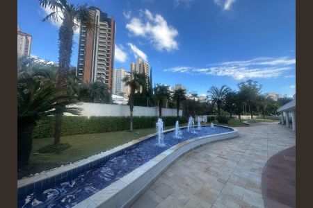 Apartamento à venda com 173m², 3 quartos e 3 vagas Apartamento à venda com 173m², 3 quartos e 3 vagasÁrea externa