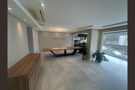 Apartamento à venda com 173m², 3 quartos e 3 vagas Apartamento à venda com 173m², 3 quartos e 3 vagasSala