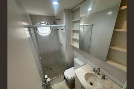 Apartamento à venda com 173m², 3 quartos e 3 vagas Apartamento à venda com 173m², 3 quartos e 3 vagasBanheiro