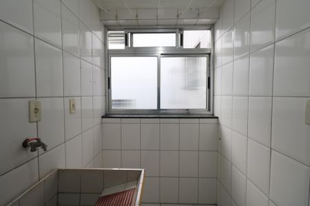 Apartamento à venda com 90m², 2 quartos e 2 vagas Apartamento à venda com 90m², 2 quartos e 2 vagasÁrea de Serviço