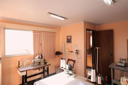 Apartamento à venda com 250m², 3 quartos e 1 vaga Apartamento à venda com 250m², 3 quartos e 1 vagaEscritório