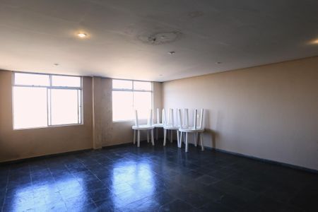 Apartamento à venda com 250m², 3 quartos e 1 vaga Apartamento à venda com 250m², 3 quartos e 1 vagaÁrea comum - Salão de festas