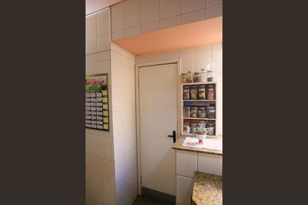 Apartamento à venda com 250m², 3 quartos e 1 vaga Apartamento à venda com 250m², 3 quartos e 1 vagaBanheiro de serviço