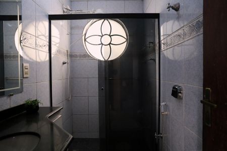 Apartamento à venda com 250m², 3 quartos e 1 vaga Apartamento à venda com 250m², 3 quartos e 1 vagaBanheiro