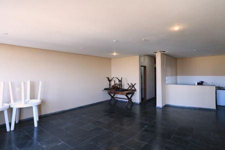 Apartamento à venda com 250m², 3 quartos e 1 vaga Apartamento à venda com 250m², 3 quartos e 1 vagaÁrea comum - Salão de festas
