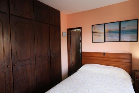 Apartamento à venda com 250m², 3 quartos e 1 vaga Apartamento à venda com 250m², 3 quartos e 1 vagaSuíte