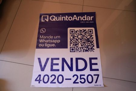 Apartamento à venda com 250m², 3 quartos e 1 vaga Apartamento à venda com 250m², 3 quartos e 1 vagaPlaquinha