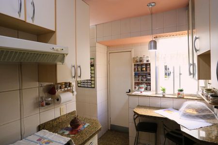 Apartamento à venda com 250m², 3 quartos e 1 vaga Apartamento à venda com 250m², 3 quartos e 1 vagaCozinha
