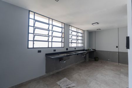 Apartamento à venda com 103m², 2 quartos e 1 vaga Apartamento à venda com 103m², 2 quartos e 1 vagaCozinha