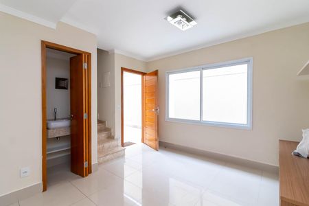 Casa de condomínio para alugar com 66m², 3 quartos e 2 vagas Casa de condomínio para alugar com 66m², 3 quartos e 2 vagasSala