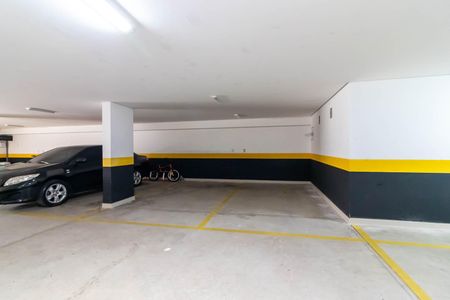 Garagem de casa de condomínio para alugar com 3 quartos, 66m² em Santana, São Paulo