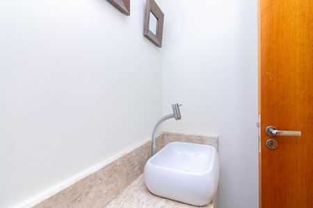 Casa de condomínio para alugar com 66m², 3 quartos e 2 vagas Casa de condomínio para alugar com 66m², 3 quartos e 2 vagasLavabo