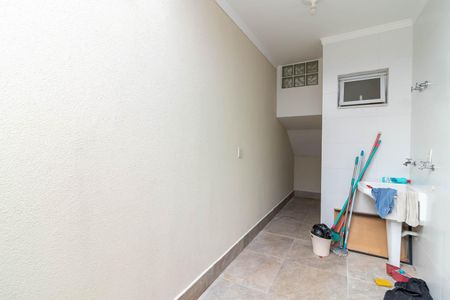 Casa de condomínio para alugar com 66m², 3 quartos e 2 vagas Casa de condomínio para alugar com 66m², 3 quartos e 2 vagasÁrea de Serviço