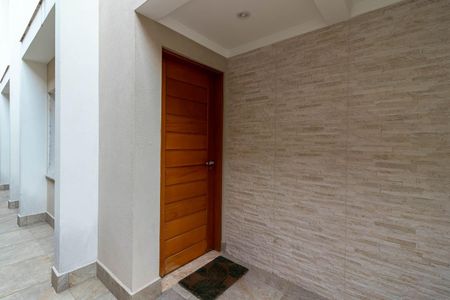 Casa de condomínio para alugar com 66m², 3 quartos e 2 vagas Casa de condomínio para alugar com 66m², 3 quartos e 2 vagasEntrada