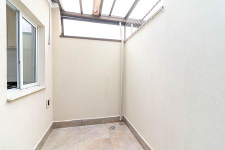 Casa de condomínio para alugar com 66m², 3 quartos e 2 vagas Casa de condomínio para alugar com 66m², 3 quartos e 2 vagasÁrea de Serviço