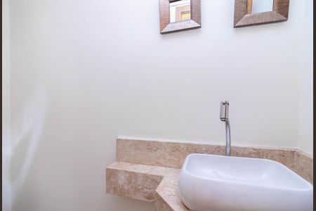 Casa de condomínio para alugar com 66m², 3 quartos e 2 vagas Casa de condomínio para alugar com 66m², 3 quartos e 2 vagasLavabo