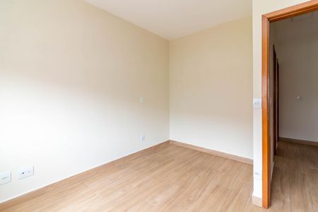 Casa de condomínio para alugar com 66m², 3 quartos e 2 vagas Casa de condomínio para alugar com 66m², 3 quartos e 2 vagasSuíte