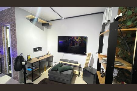 Casa de Condomínio para alugar com 1 quarto, 55m² em Moneró, Rio de Janeiro