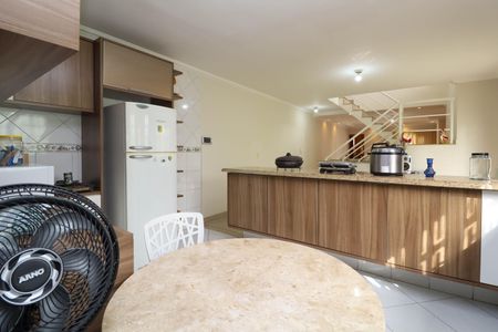 Cozinha  de casa para alugar com 3 quartos, 188m² em Jardim America, Taboão da Serra