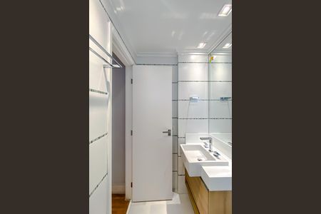 Apartamento à venda com 110m², 3 quartos e 2 vagas Apartamento à venda com 110m², 3 quartos e 2 vagasBanheiro da Suíte 2